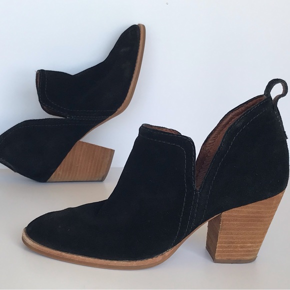 Jeffrey Campbell Rosalee Ankle Slip-On Black Suede size 7.5 Split Shaft Boot - Picture 1 of 14